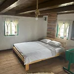 Vila Vikend Kuce I Odmaraliste Julie Etno - Sarajevo Jahorina Tvrdinici