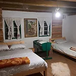 Vikend Kuce I Odmaraliste Julie Etno - Sarajevo Jahorina