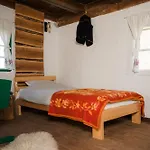 Vikend Kuce I Odmaraliste Julie Etno - Sarajevo Jahorina Tvrdinici