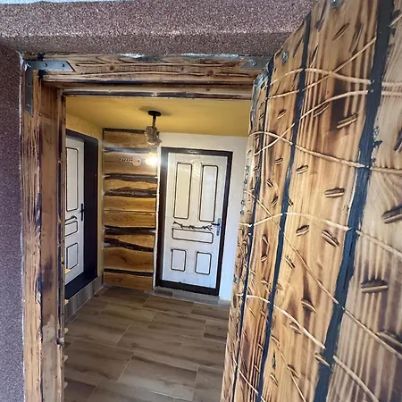 Vikend Kuce I Odmaraliste Julie Etno - Sarajevo Jahorina * Tvrdinici