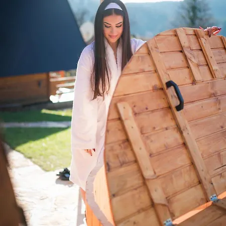 Vikend Kuce I Odmaraliste Julie Etno - Sarajevo Jahorina