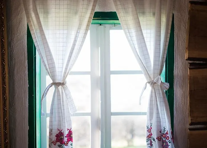 Vikend Kuce I Odmaraliste Julie Etno - Sarajevo Jahorina * Tvrdinici